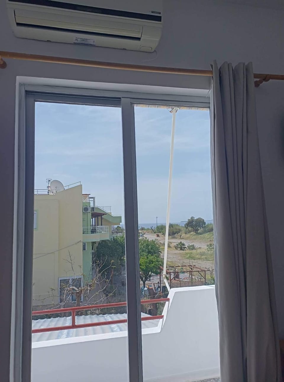 Day, View (from property/room), Balcony/Terrace, air conditioner
