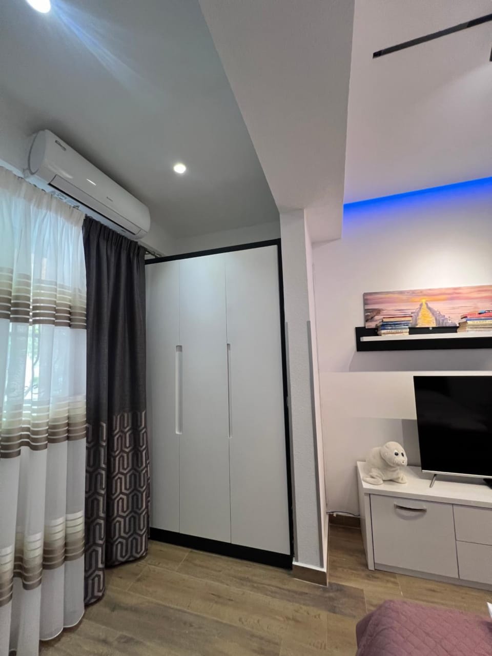 Lovely One-Bedroom Apartment with BBQ-grill! Apartment in Sarandë