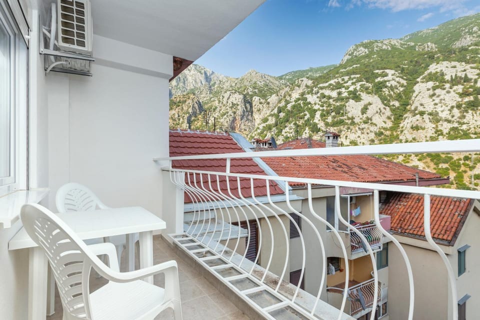 Studio apartman Scardona Apartment in Kotor Municipality