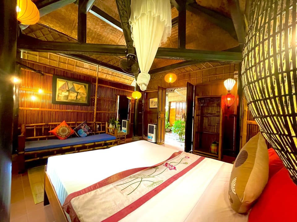 Shower, Bathroom, Photo of the whole room, Seating area, Bedroom