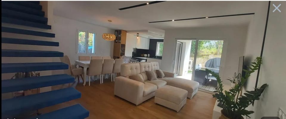maison avec piscine Villa in Bidart