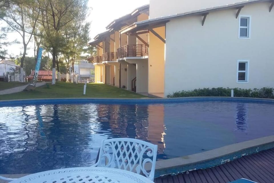 Village em Condomínio c/ piscina e acesso a praia House in Arembepe
