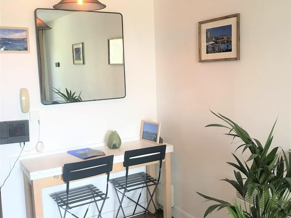 Studio cosy avec terrasse et accès piscines à Cap Esterel - FR-1-504-645 Apartment in Saint-Raphael