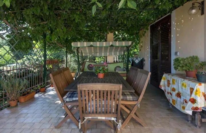 Shadows hill Bed and Breakfast in Sicily