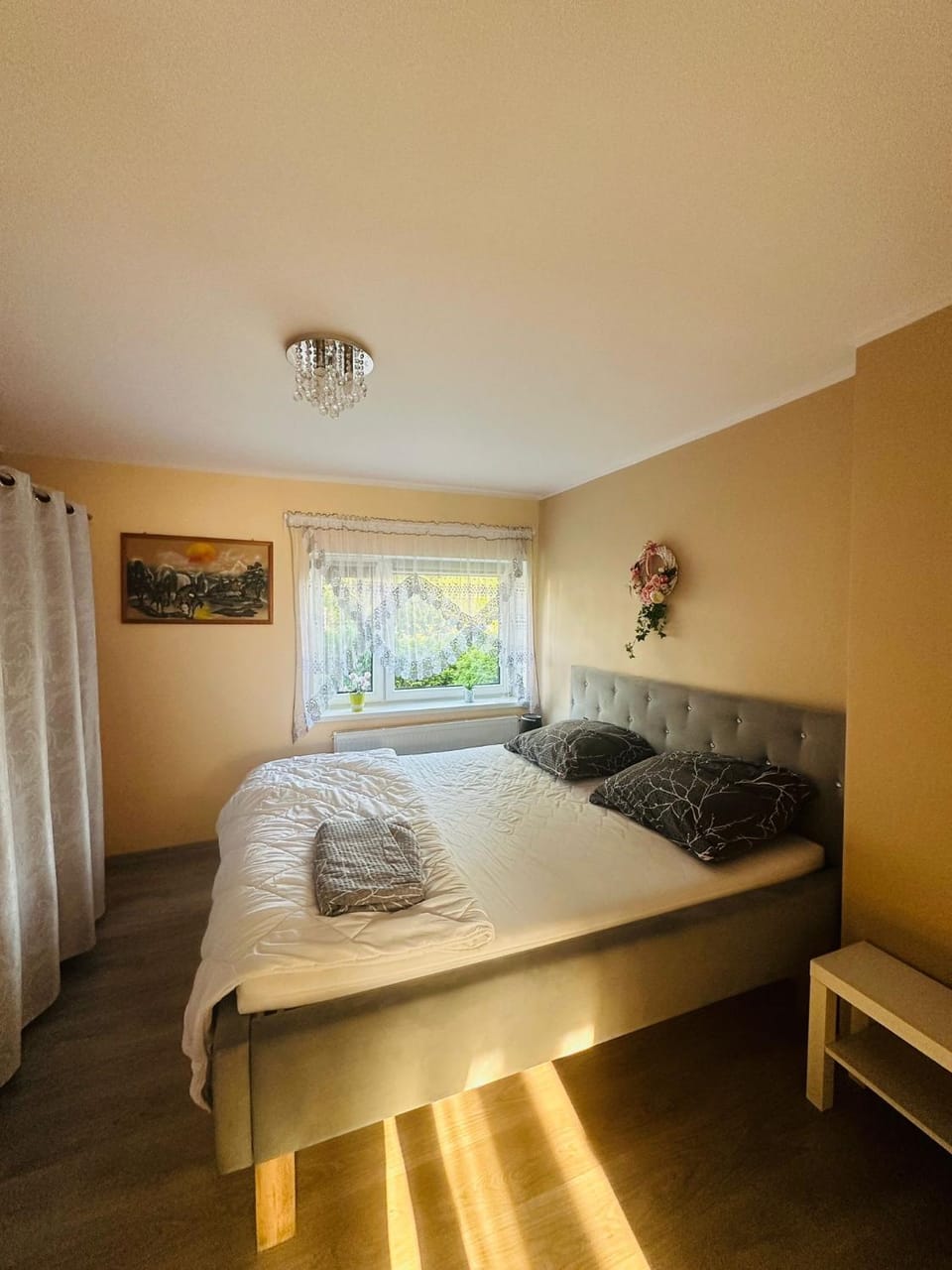 Pod Dębem Apartment in Lower Silesian Voivodeship