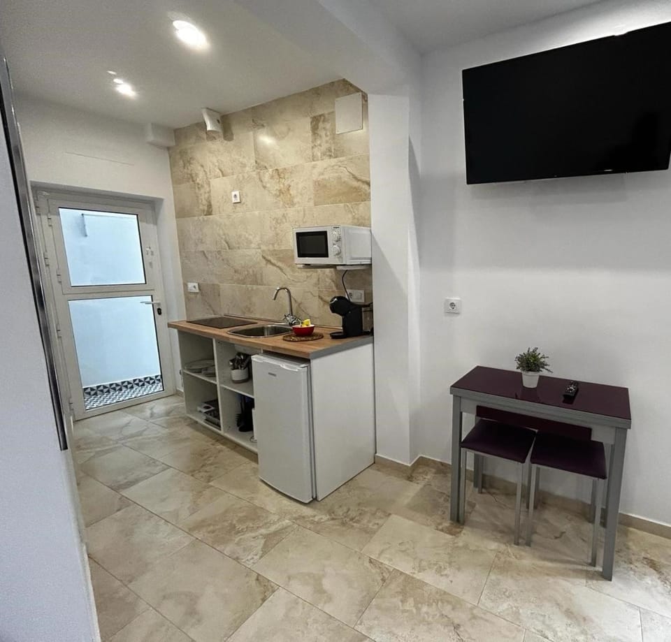 Living room, kitchen