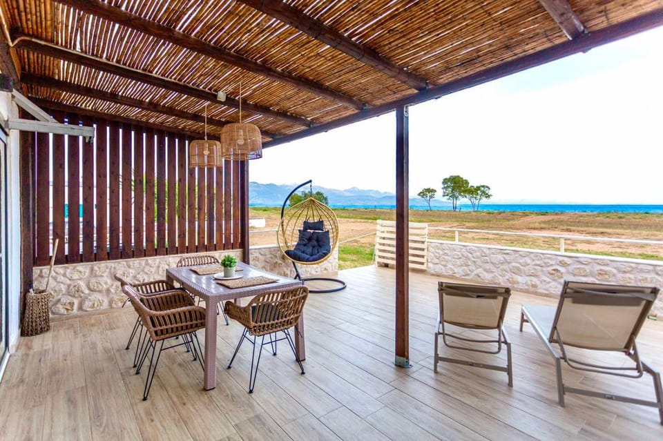 Boho Vibes Beachfront Detached House House in Messenia
