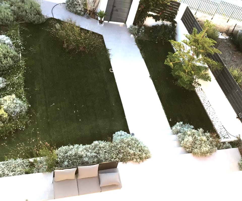Garden, Garden view