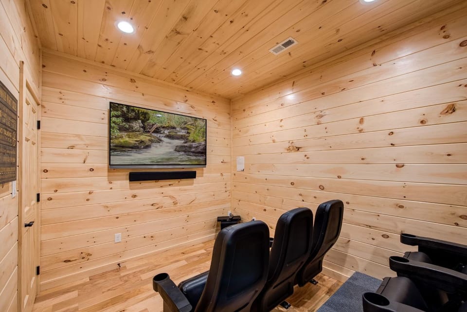 TV and multimedia, Seating area, Entertainment