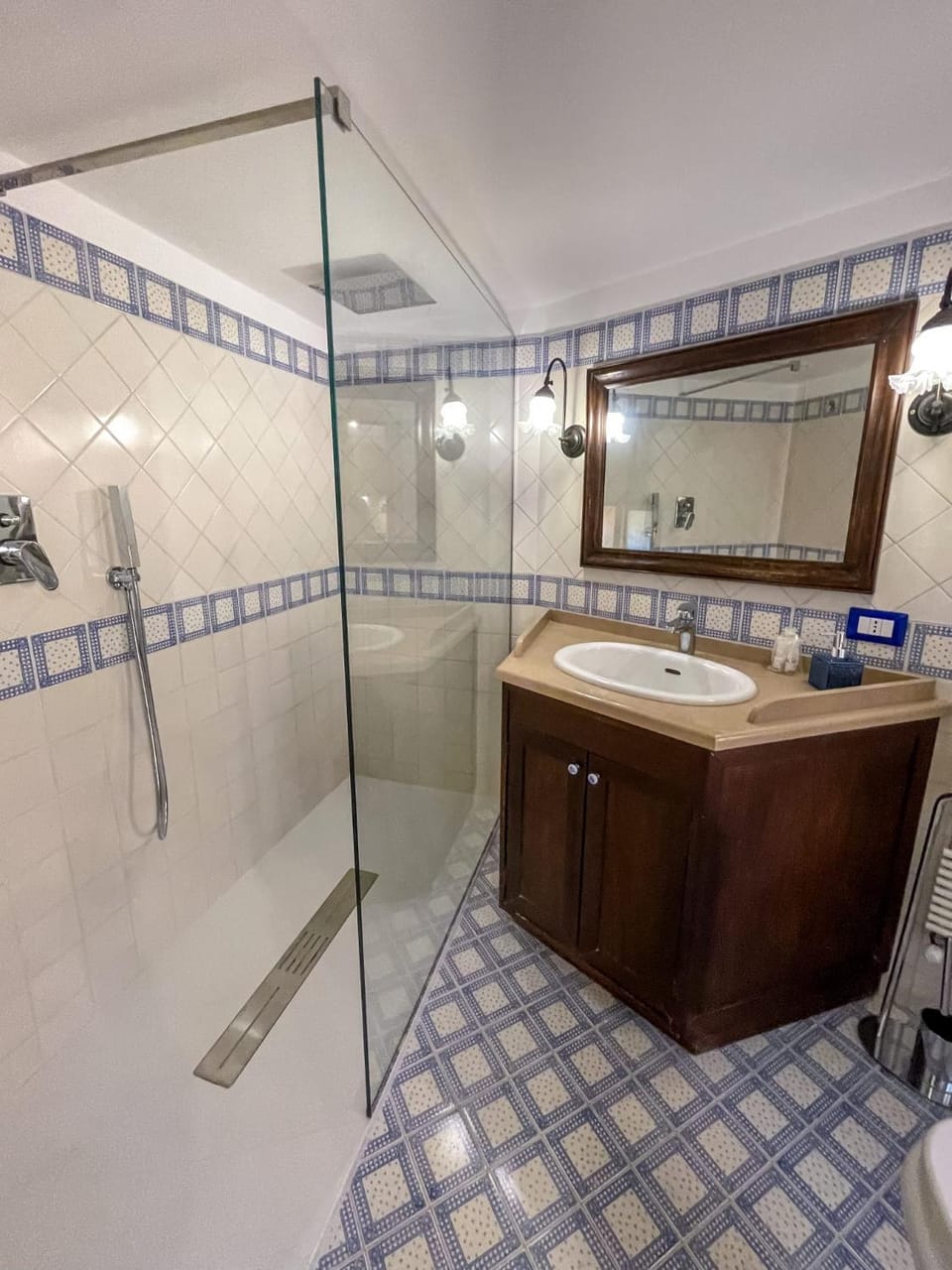 Shower, Bathroom
