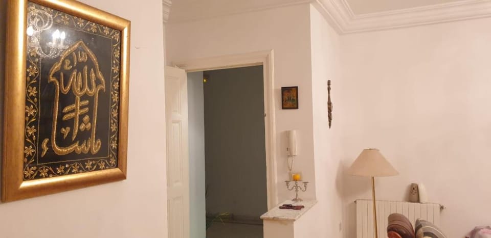 SUPER APART A CITE EL KHADHRA Apartment in Tunis