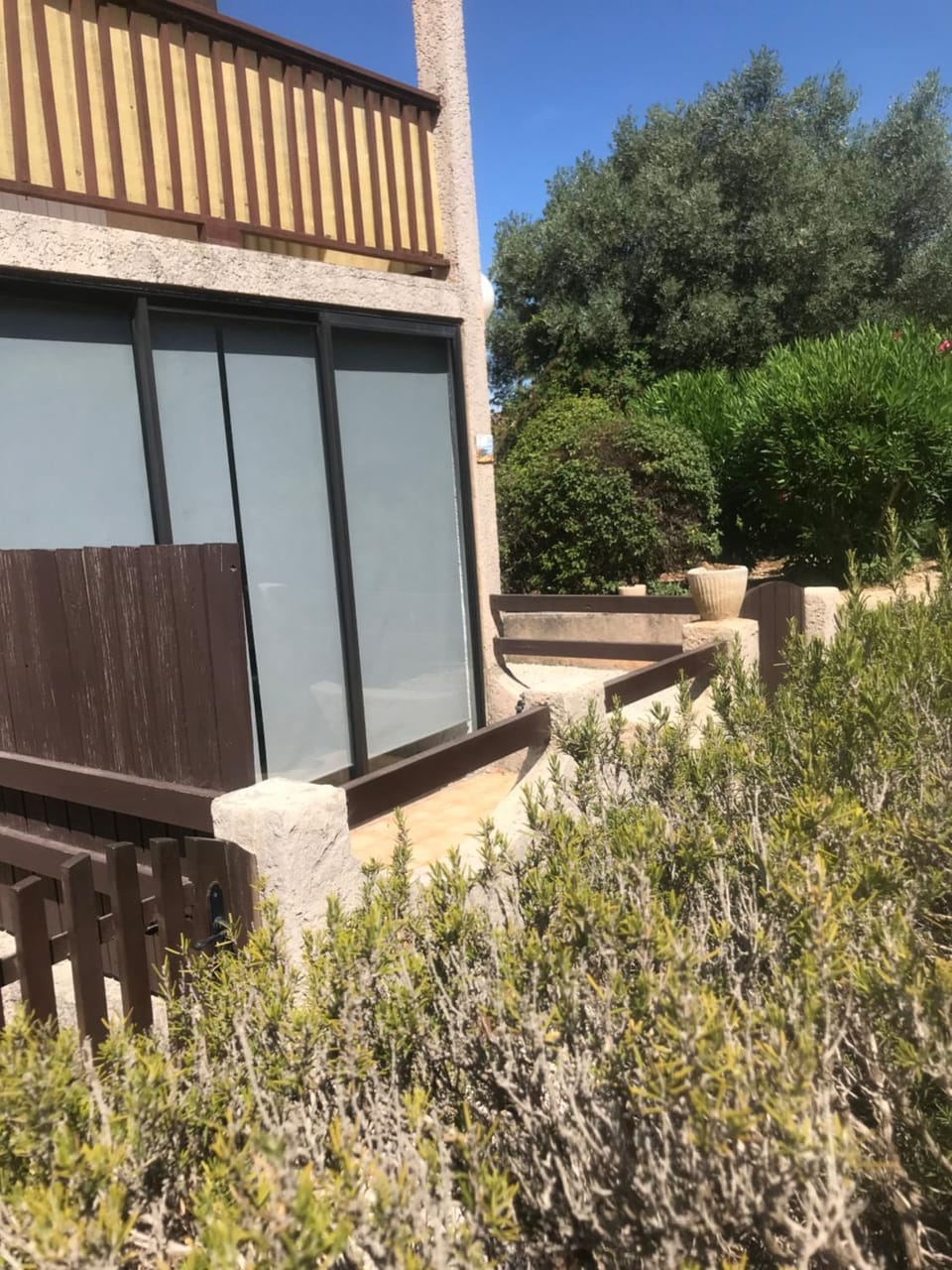 Studio 2 adultes 2 enfants Sanary sur Mer à 800m de la mer Apartment in Sanary-sur-Mer