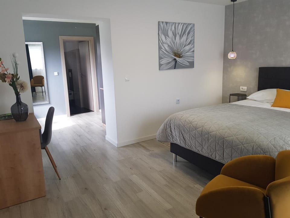 Rooms Vanteo Bed and Breakfast in Lika-Senj County