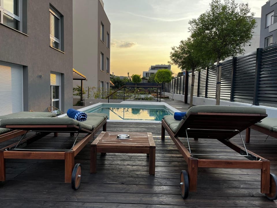 Cozy seaside apartment with private pool & terrace Apartment in Split