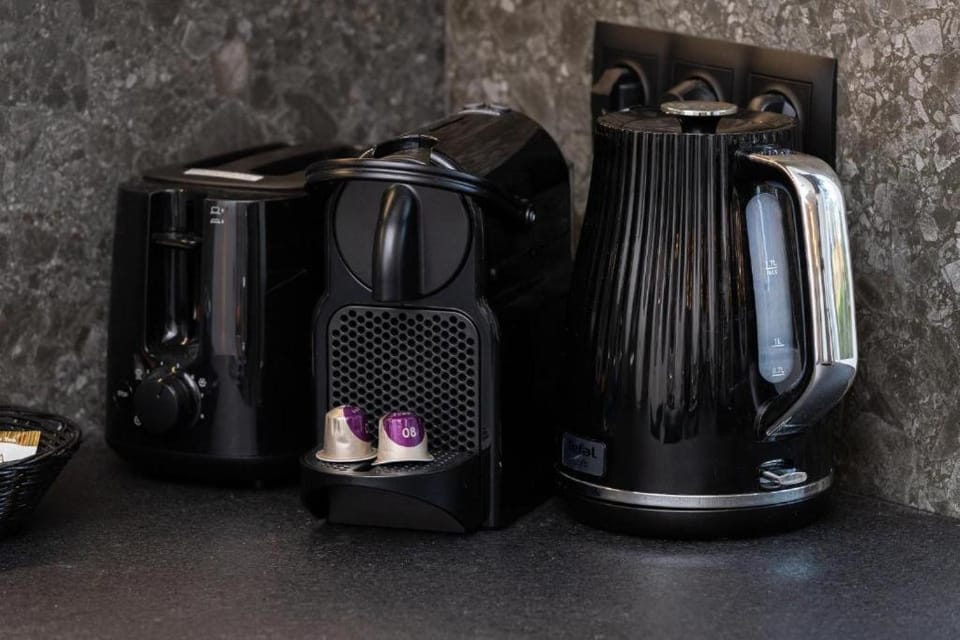 Coffee/tea facilities, Kitchen or kitchenette, toaster