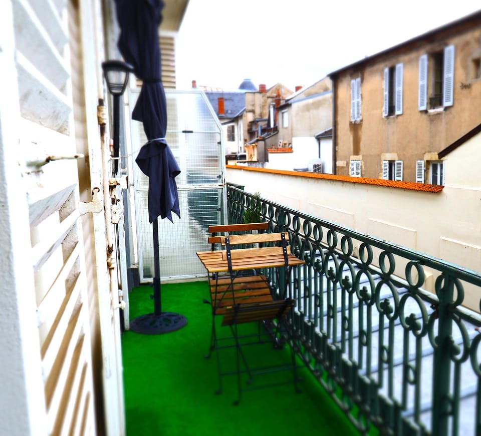 Balcony/Terrace, Dining area