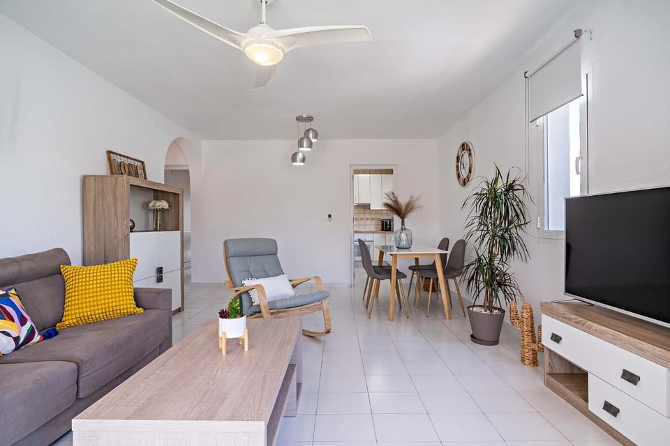 Capri - Pueblo Italia Apartment in Roquetas de Mar