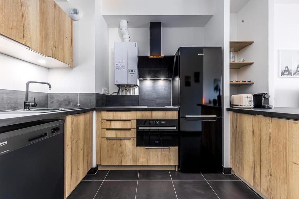 Coffee/tea facilities, dishwasher, toaster, kitchen