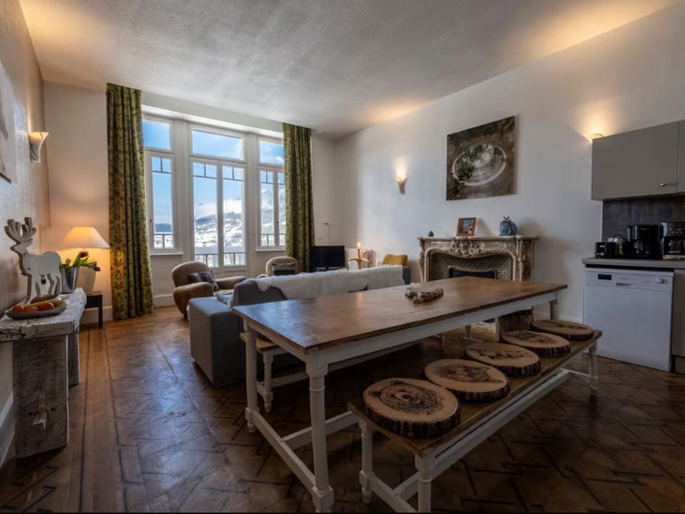 Appartement spacieux pour 10 pers. avec piscine intérieure, sauna et WiFi - FR-1-165B-2 Apartment in Provence-Alpes-Côte d'Azur