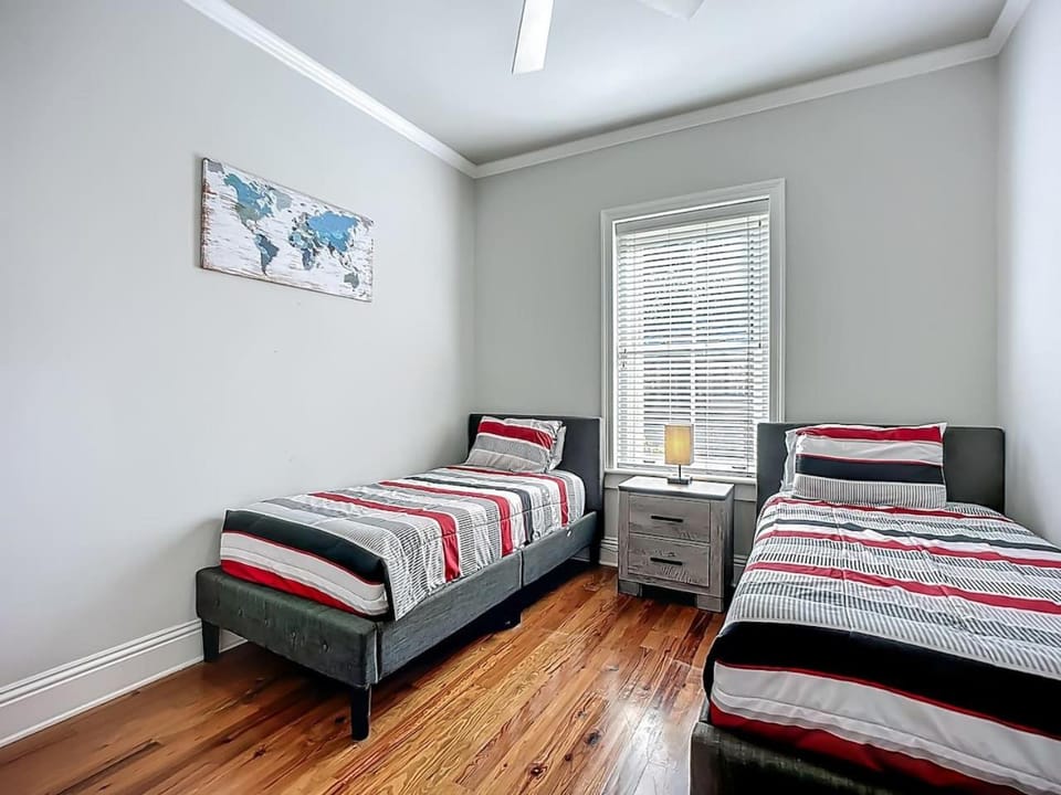 St Augustine Condo, Sleeps 6, Steps to Old Town Apartment in Saint Augustine