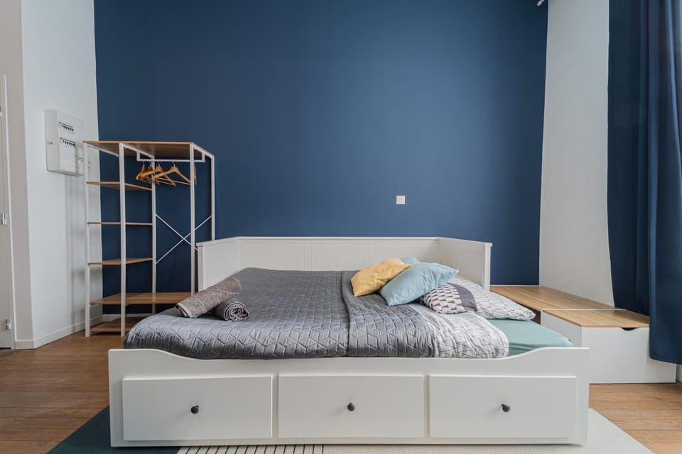 Bed, Photo of the whole room