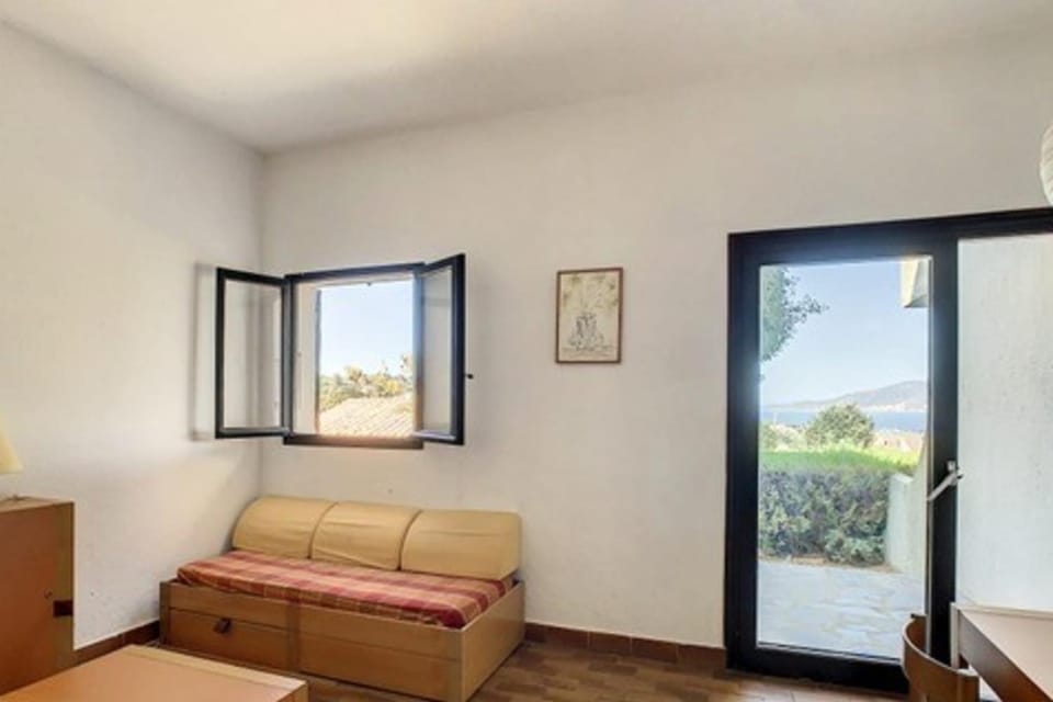 Beautiful 40 M2 With Pool Near The Beach! Apartment in Ajaccio
