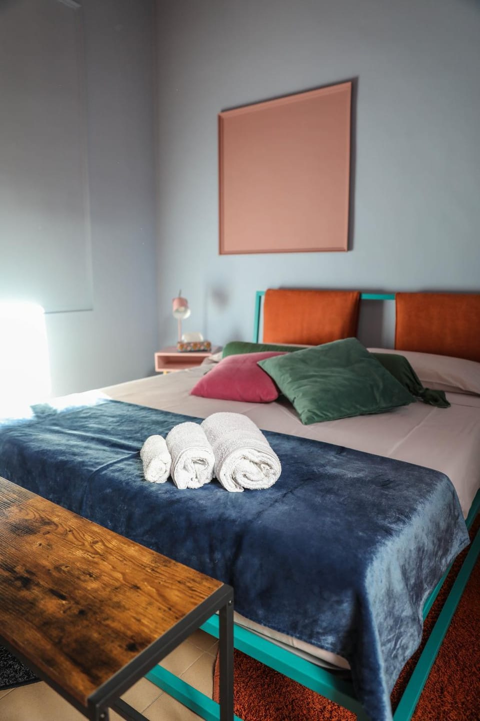 Bed, Photo of the whole room, Bedroom, towels