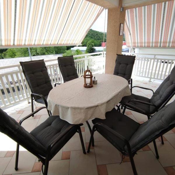 View (from property/room), Balcony/Terrace