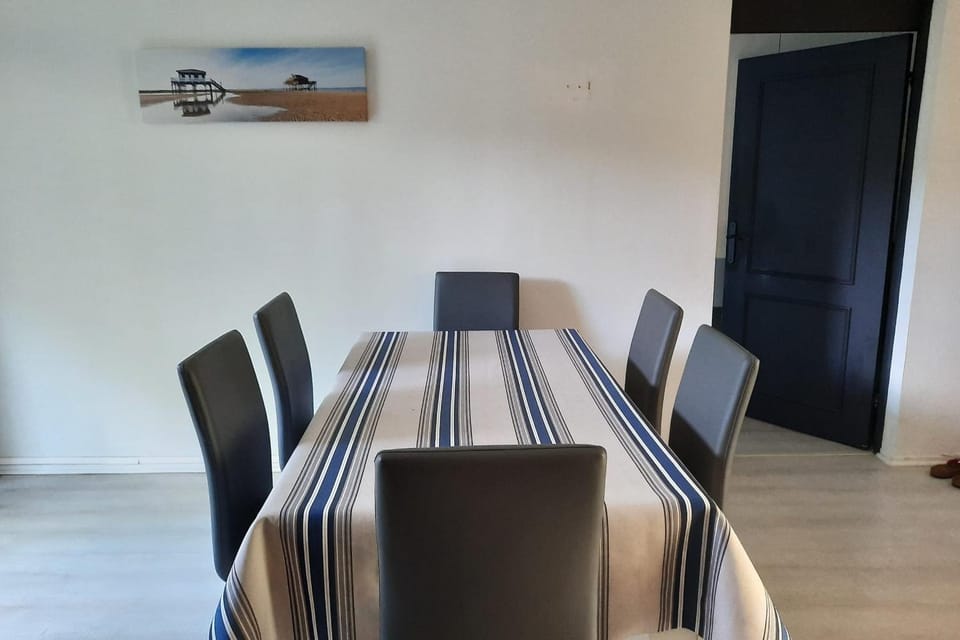 Nice 86m With Terrace Near The Beach! Apartment in Arcachon