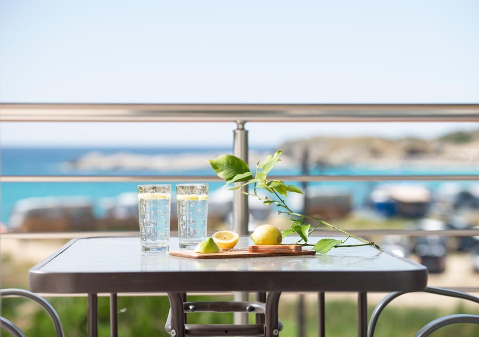 View (from property/room), Balcony/Terrace, Garden view, Sea view