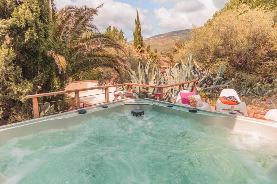 Hot Tub, Spa and wellness centre/facilities, Pool view