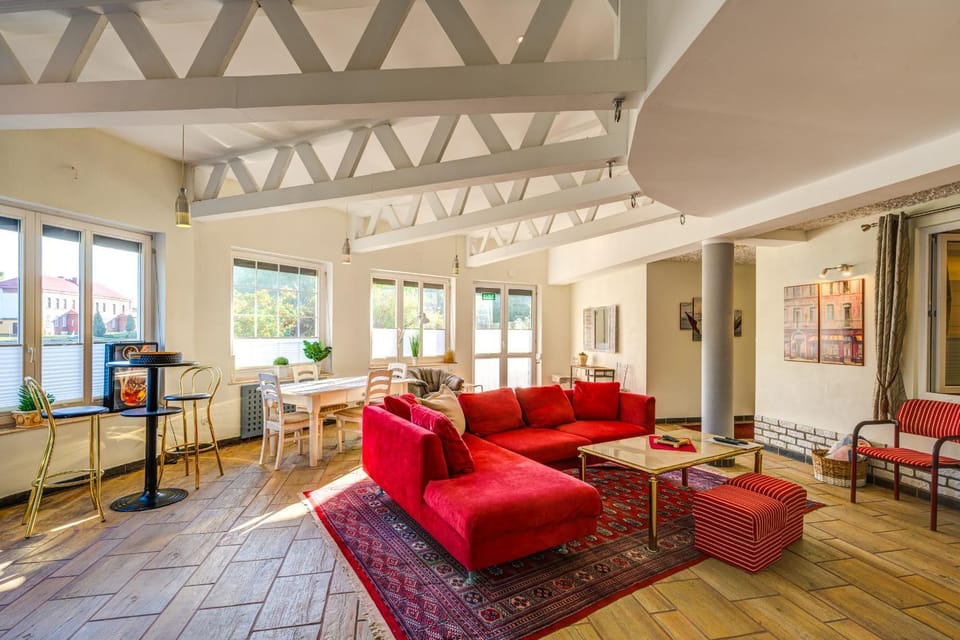 Living room, Seating area