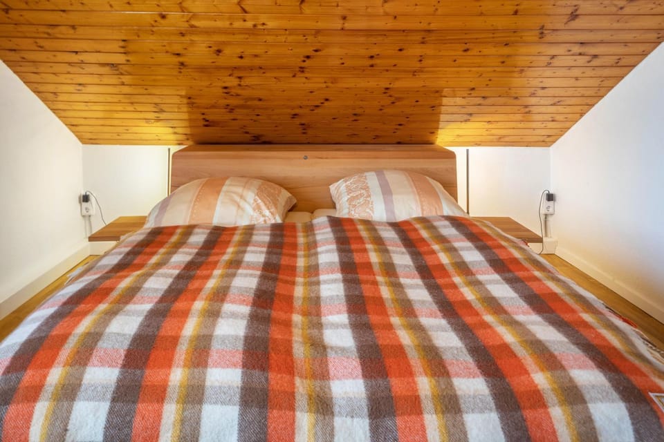 Property building, Living room, Bedroom