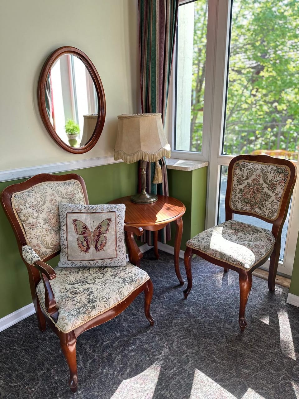 Seating area