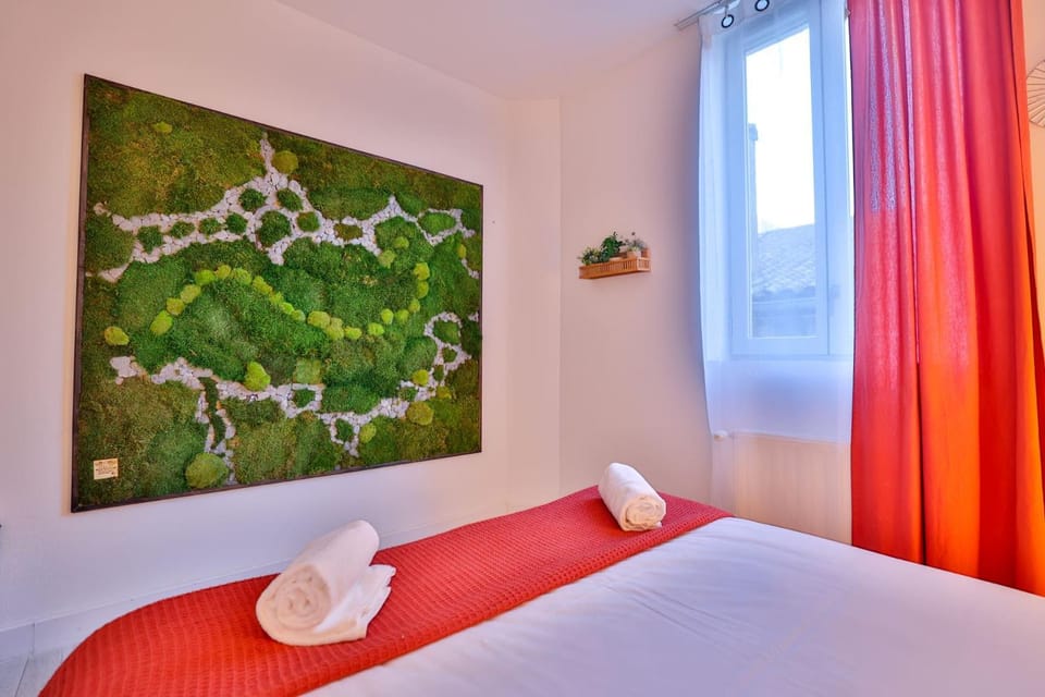 LE LUCIEN Eco-Appart'Hôtel - Angouleme - Centre - Wifi - Parking privé - Classé 4 étoiles Apartment in Angoulême