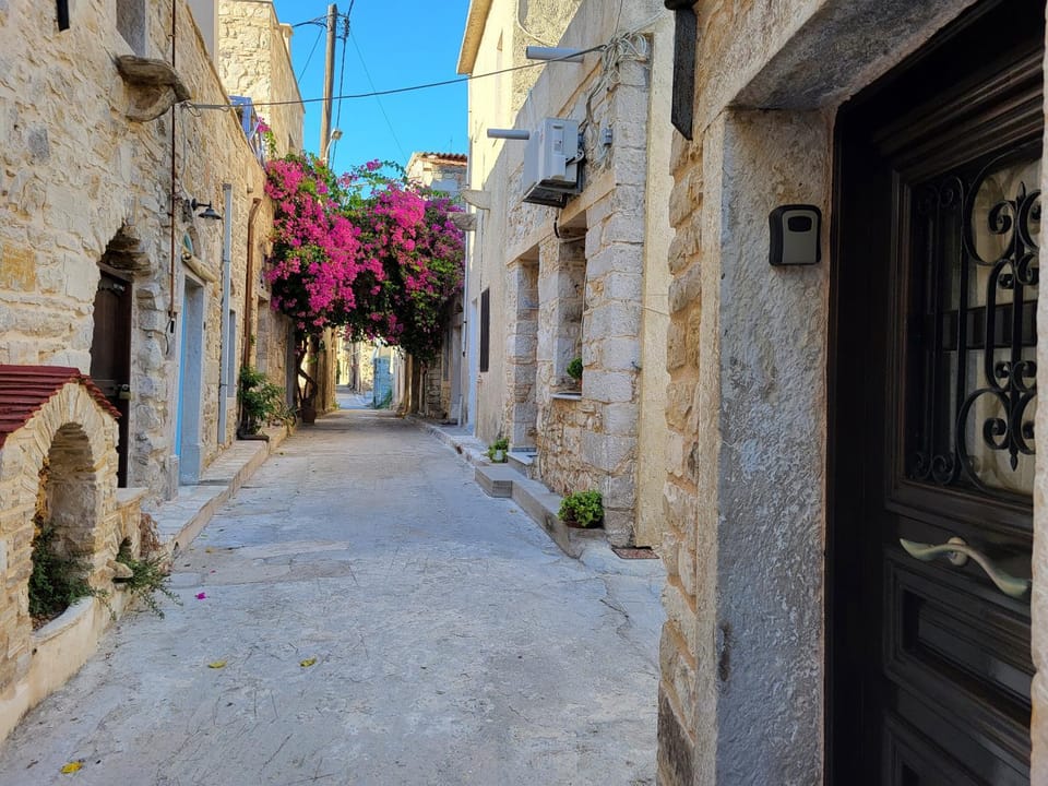 Traditional medieval Holiday House In Kalamoti House in Decentralized Administration of the Aegean