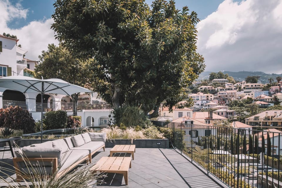 View (from property/room), Balcony/Terrace, Seating area