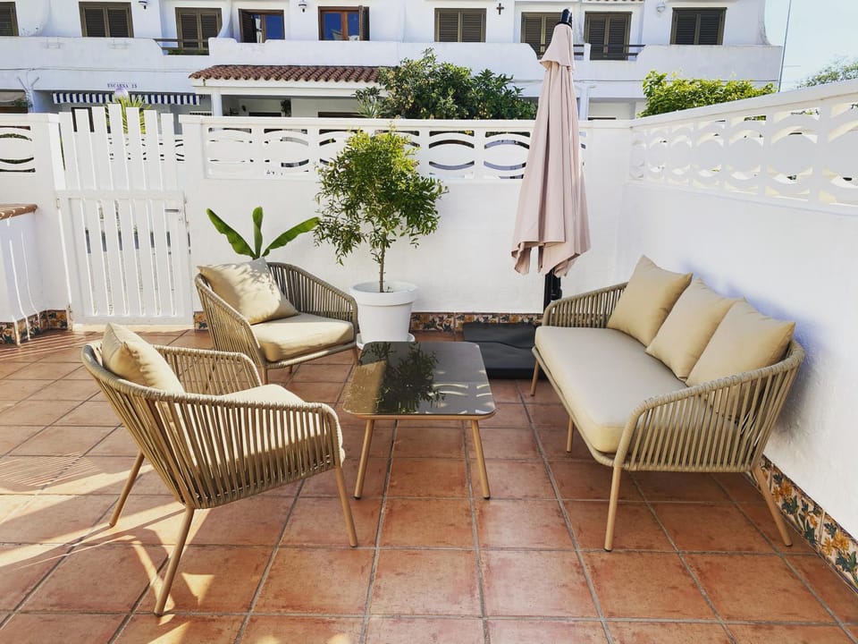 Patio, Balcony/Terrace