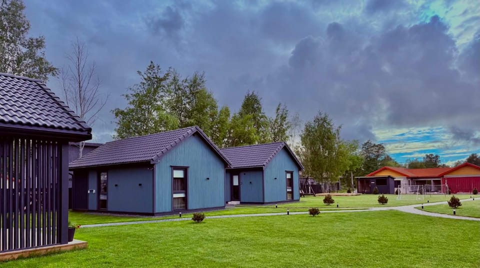 Property building, Garden, Garden view