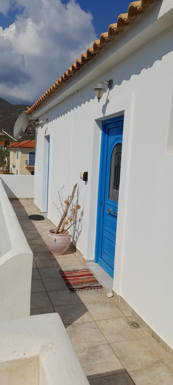 ''Le Bleu Infini'' Apartment in Islands