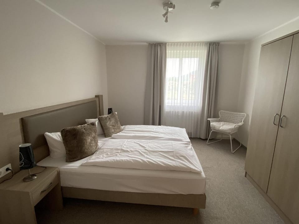 Bed, Photo of the whole room, Bedroom, wardrobe