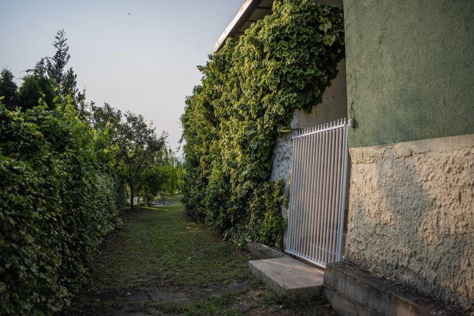 Property building, Garden