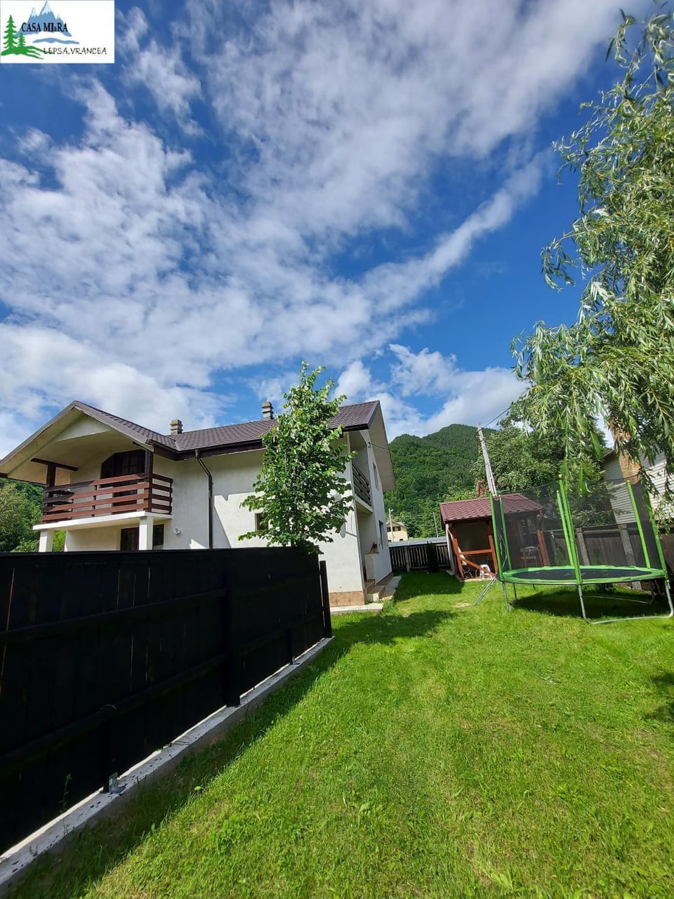 Casa Mi&Ra House in Romania