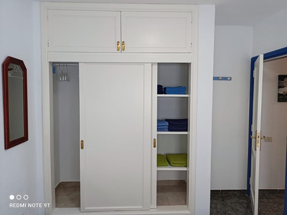 Bedroom, wardrobe