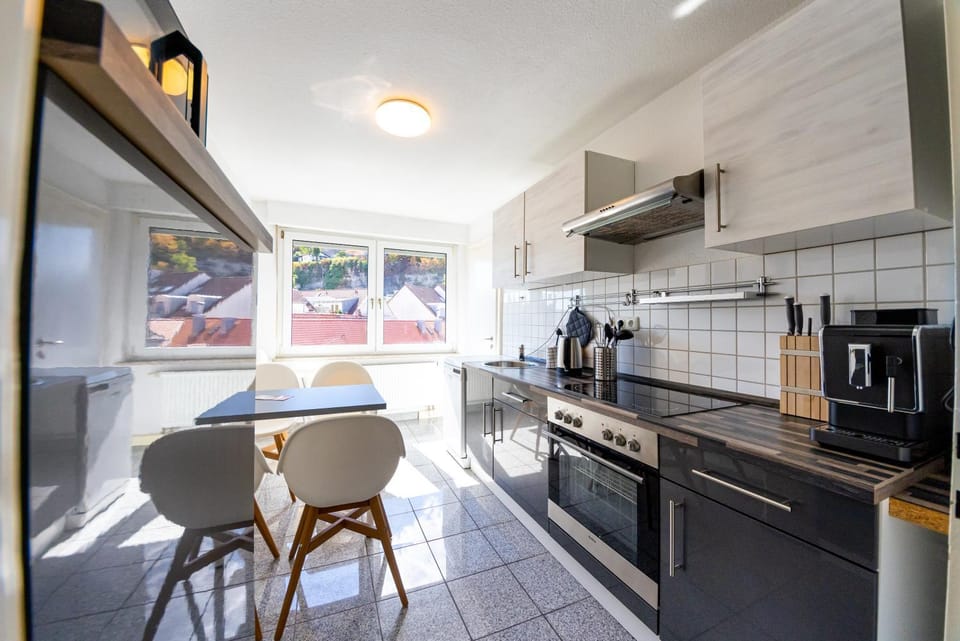 Kitchen or kitchenette, kitchen