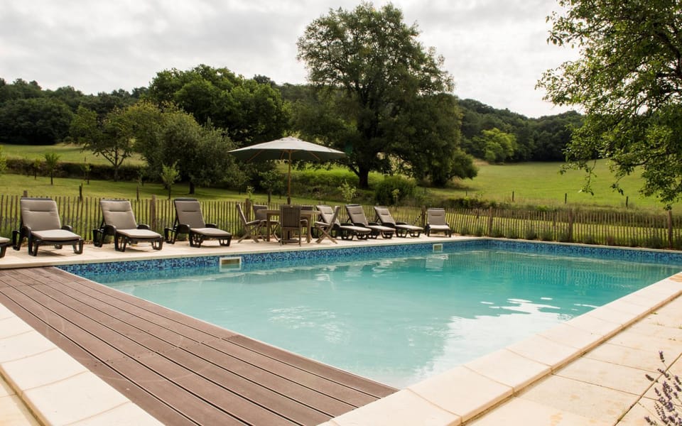 Swimming pool, Swimming pool