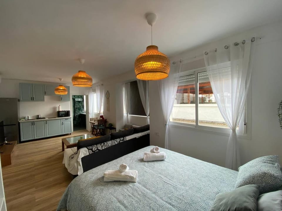Bed, Bathroom, TV and multimedia, Kitchen or kitchenette, Living room, Photo of the whole room, Seating area, Dining area, Bedroom, heating, internet, towels, wardrobe, kitchen, air conditioner