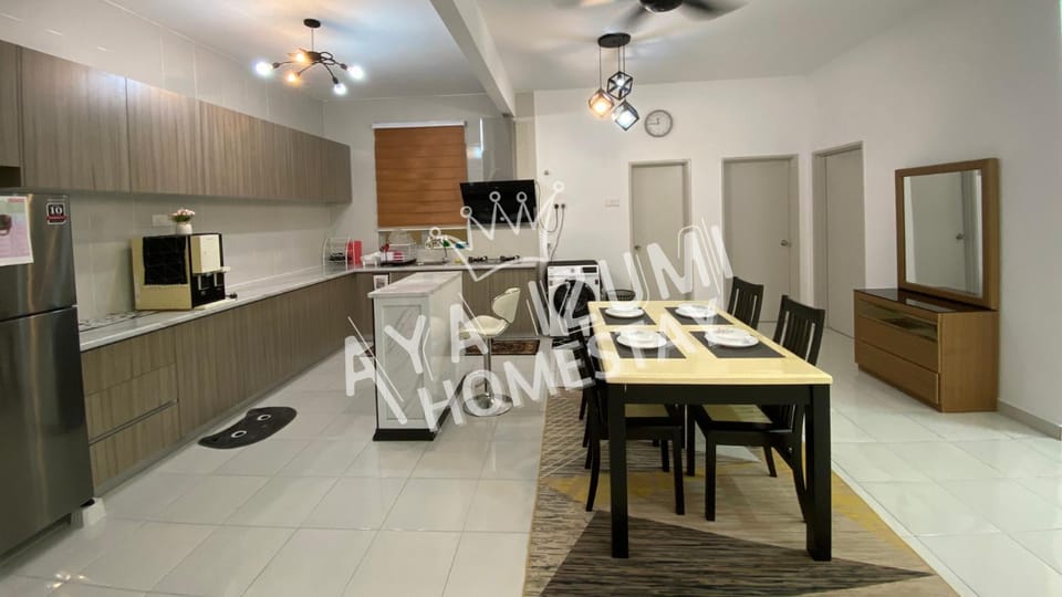 Restaurant/places to eat, Dining area, Communal kitchen