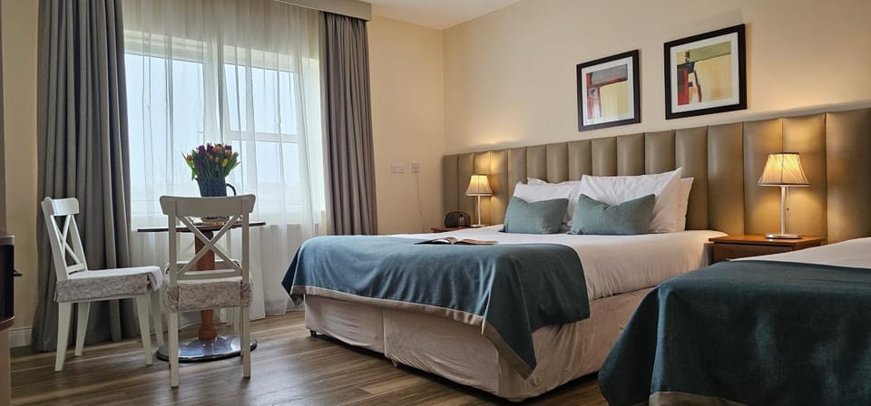 Moycarn Lodge & Marina Hotel in County Galway
