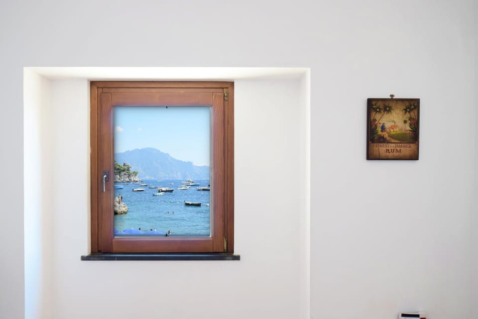 Living room, Sea view